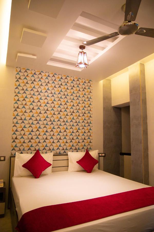 Hotel Ganesh Palace Rāmeswaram Buitenkant foto