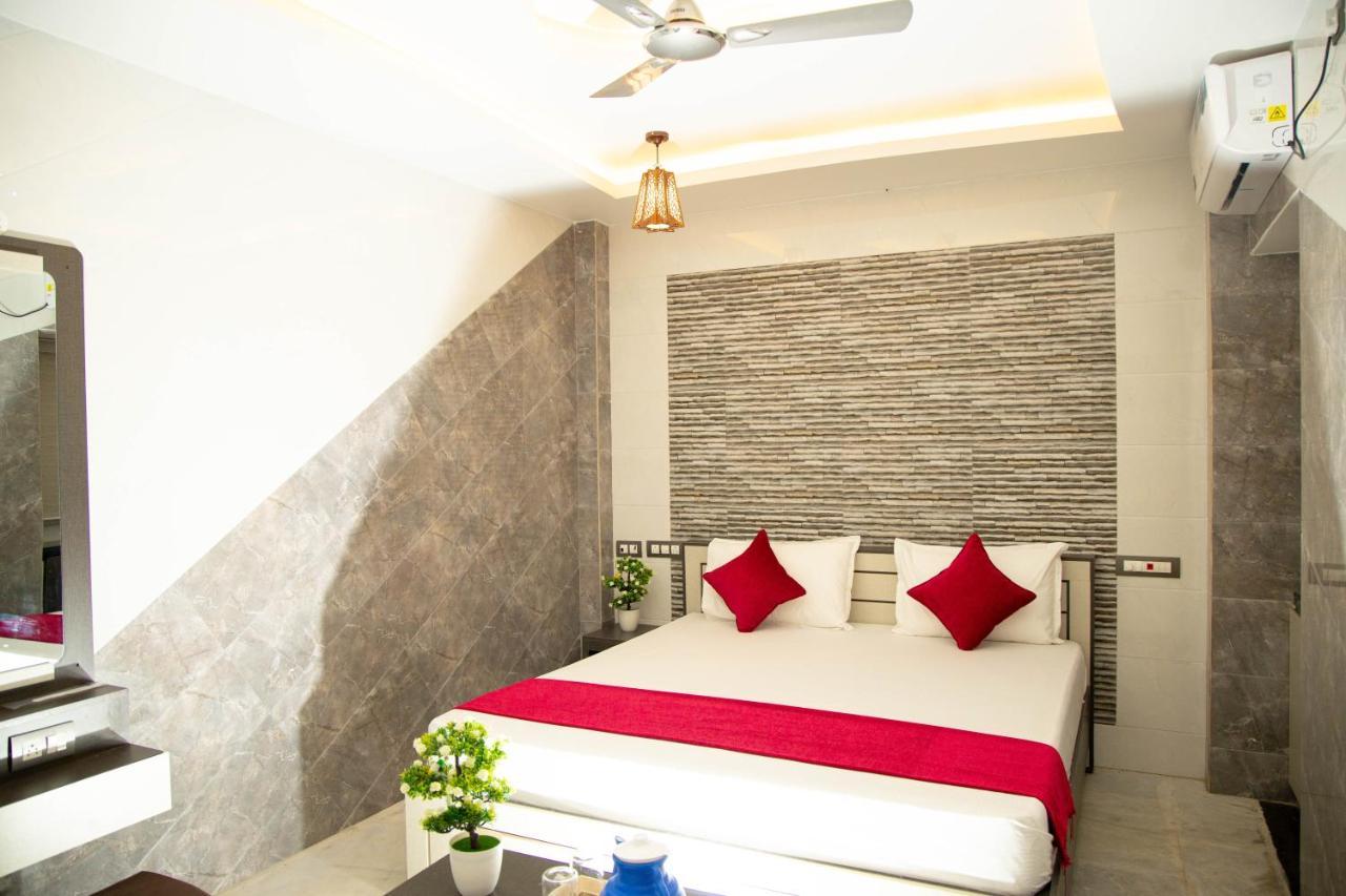 Hotel Ganesh Palace Rāmeswaram Buitenkant foto